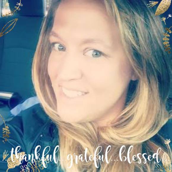 Meet your Posher, Erin - Picture 1 of 1